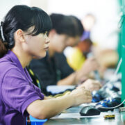 中国経済が抱える雇用問題と経済の転換